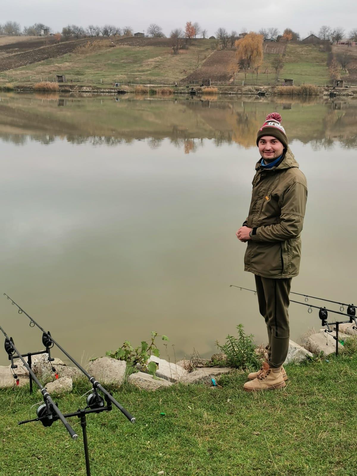 Păușești - img-20191109-wa0013.jpg